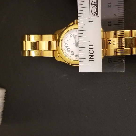 Women Swiss Army watch. New with original box. Gold stainless steel. - Picture 3 of 7